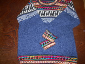 クスコで購入したセーター